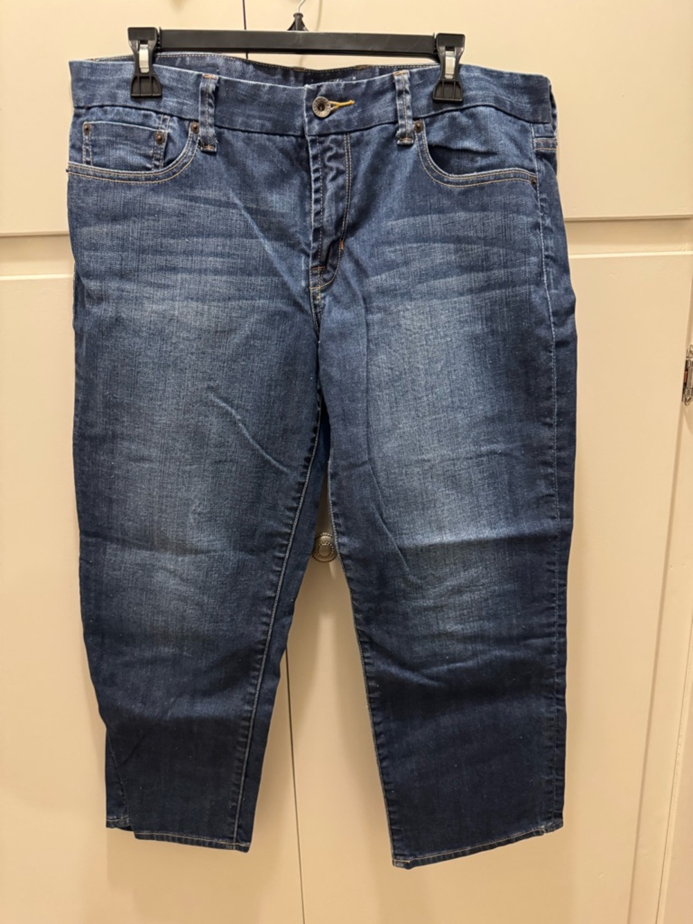 Lucky Brand Dark Blue Crop Jeans with Gold Stitching